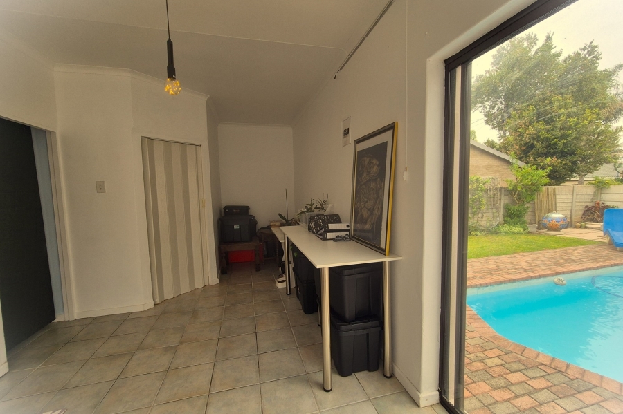 3 Bedroom Property for Sale in Loerie Park Western Cape